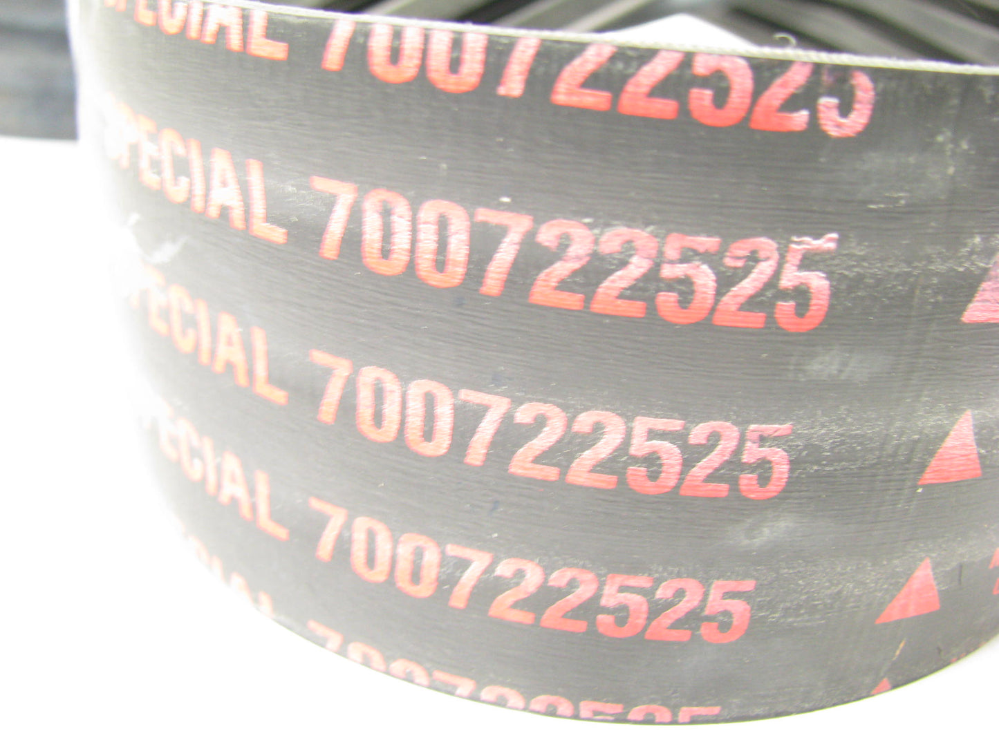 NEW OUT OF BOX AGCO 700722525 Agricultural Belt 4HA V-Belt