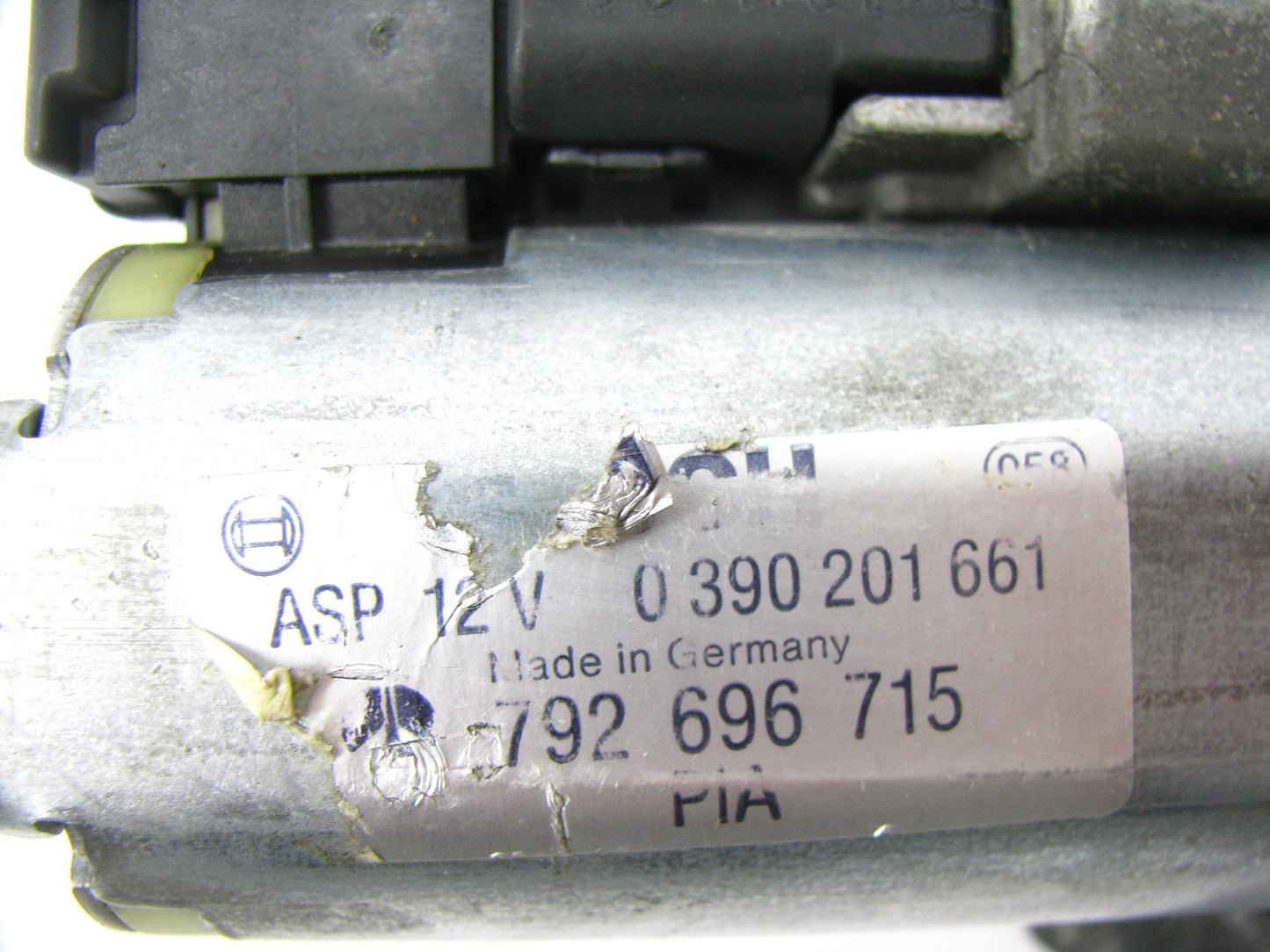 BOSCH 792696715 Sunroof Motor - 0390201661 NEW - OUT OF BOX