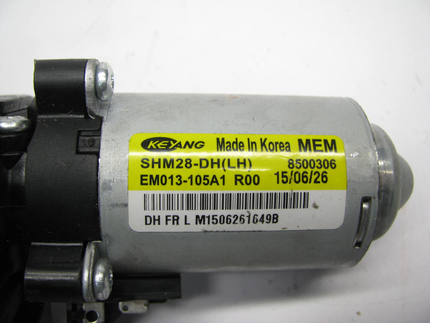 NEW OUT OF BOX - 88683-B1000 LEFT Seat Adjust Motor For 2015-16 Genesis