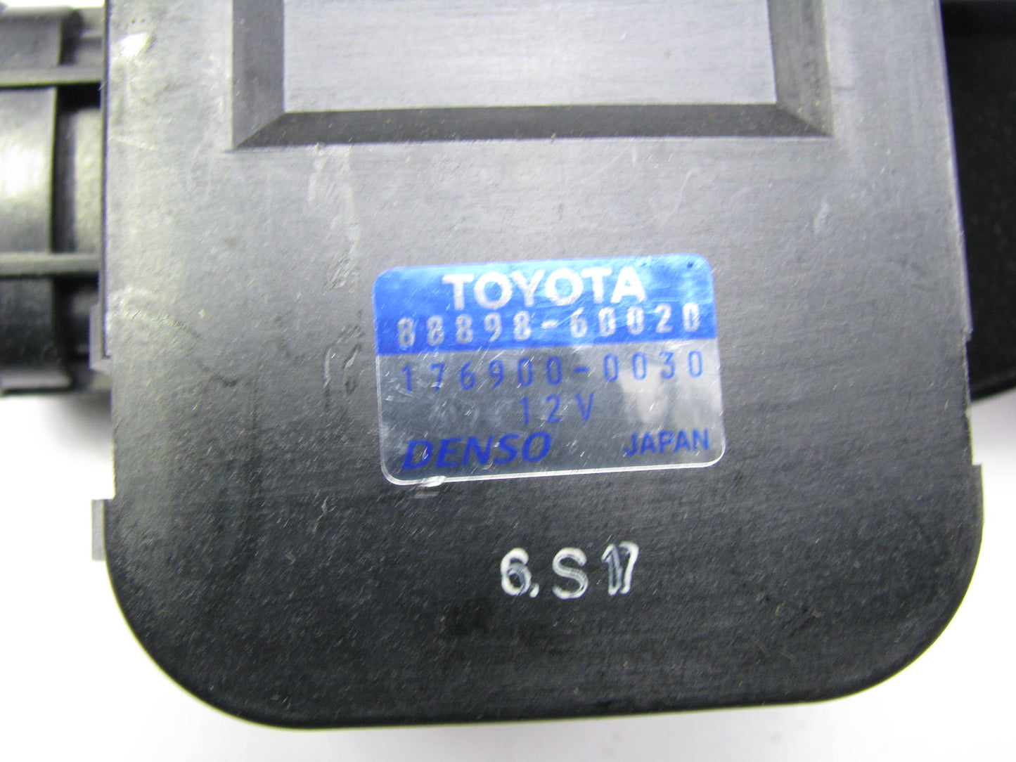 NEW - OUT OF BOX OEM TOYOTA 88898-60020 Climate Control Gaseous Pollutant Sensor