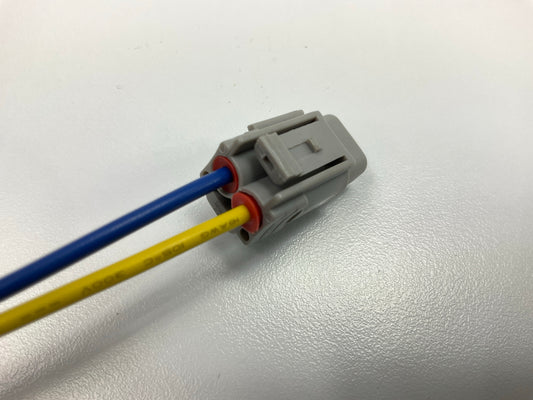 (1) NEW Aftermarket 9098011003 Factory Fog Light Connector Pigtail 99-02 4Runner