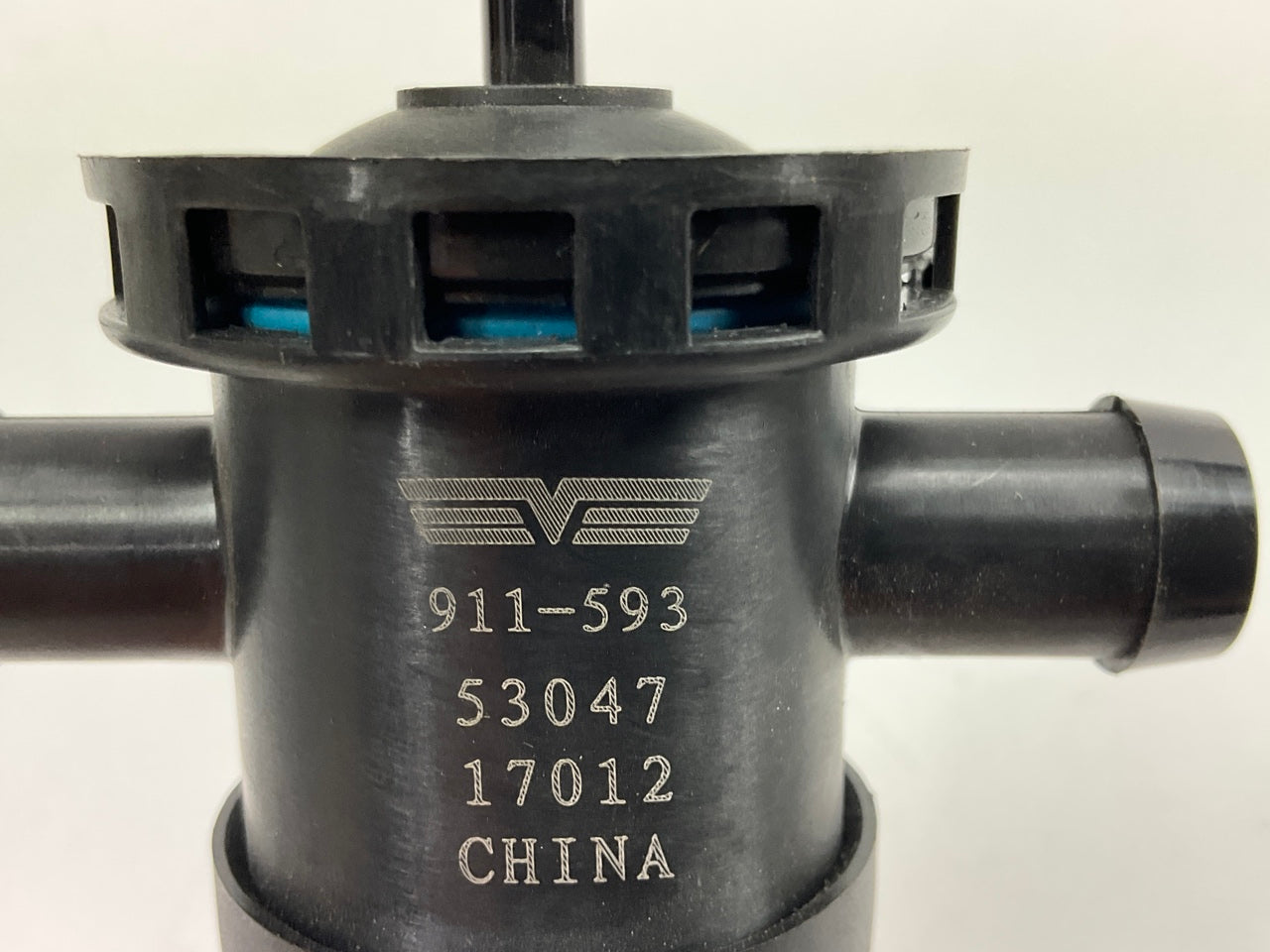 NEW UNBOXED Dorman 911-593 Leak Detection Pump / Vapor Canister Vent Solenoid