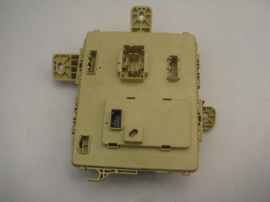 NEW - OUT OF BOX 91951-B1230 Cabin Fuse Junction Box For 2014-16 Genesis