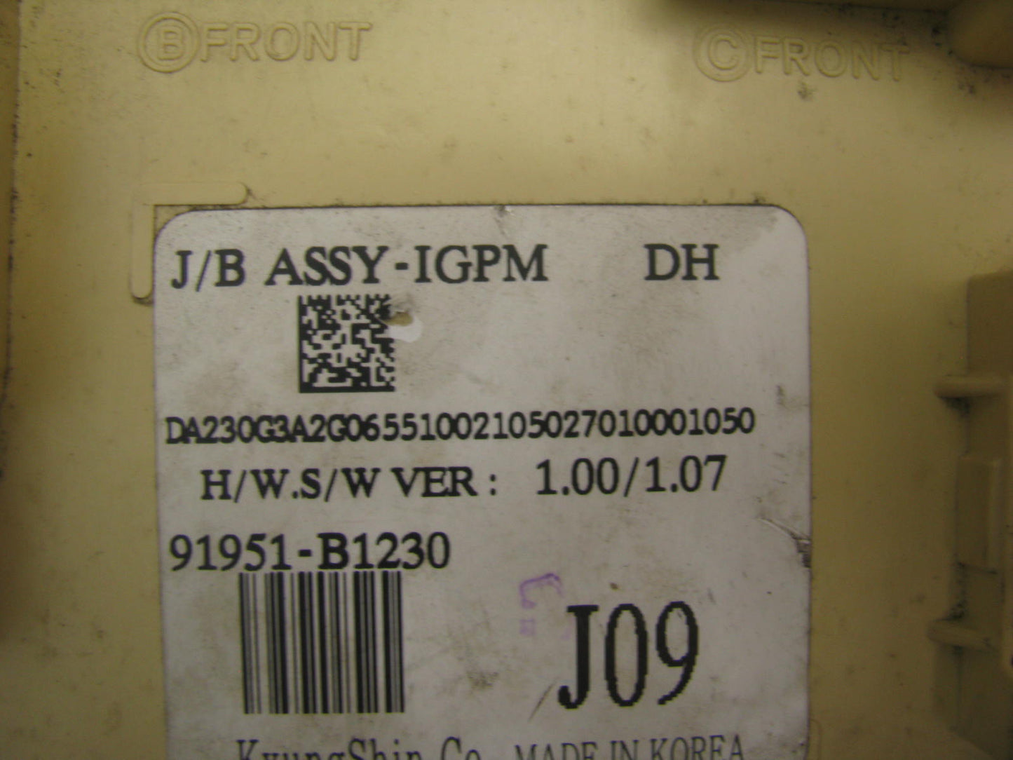 NEW - OUT OF BOX 91951-B1230 Cabin Fuse Junction Box For 2014-16 Genesis