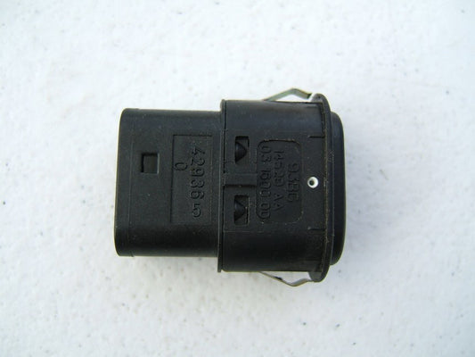 NEW - OUT OF BOX - Ford 93BG-14529-AA Power Window Switch 95-00 Contour Mystique