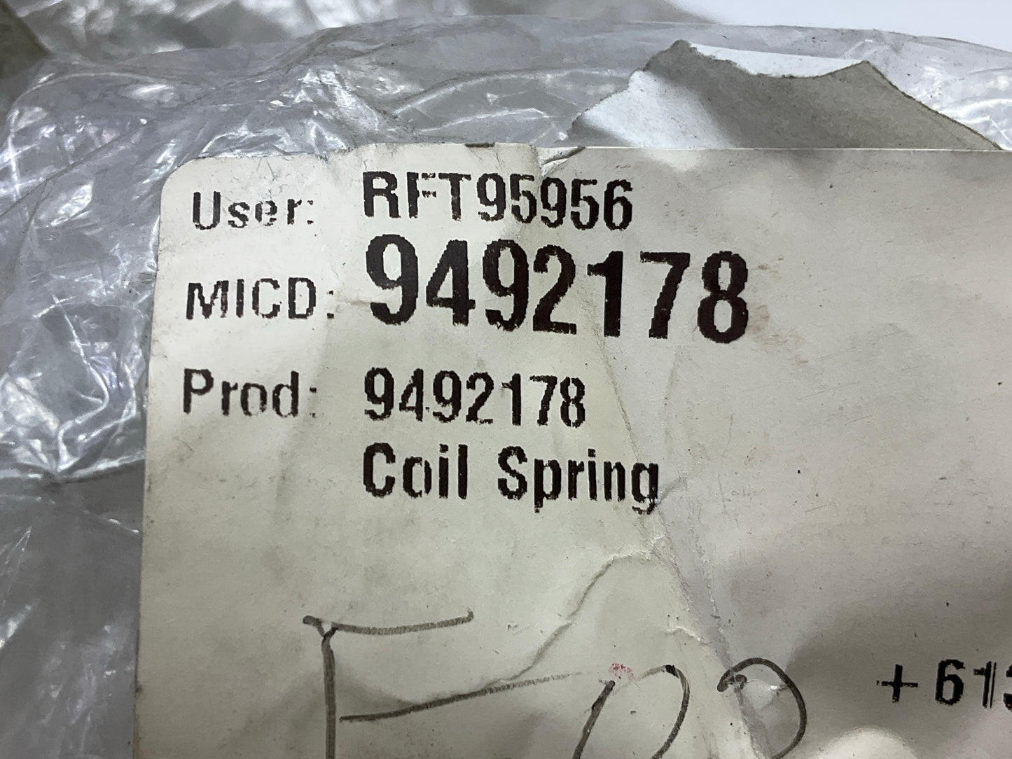 NEW UNTAGGED OEM Volvo 9492178 Front Coil Spring