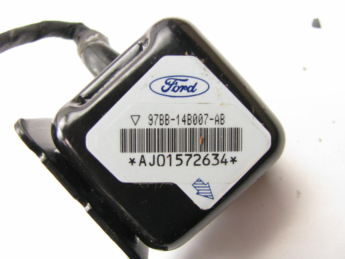 NEW - OUT OF BOX OEM Ford 97BB-14B007-AB Rear SRS Crash Sensor