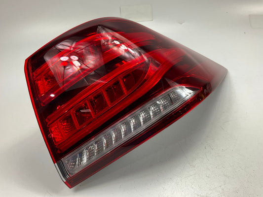 NEW UNBOXED OEM Mercedes Rear Right Tail Light Lamp 2011-2019 W166 A1669065601