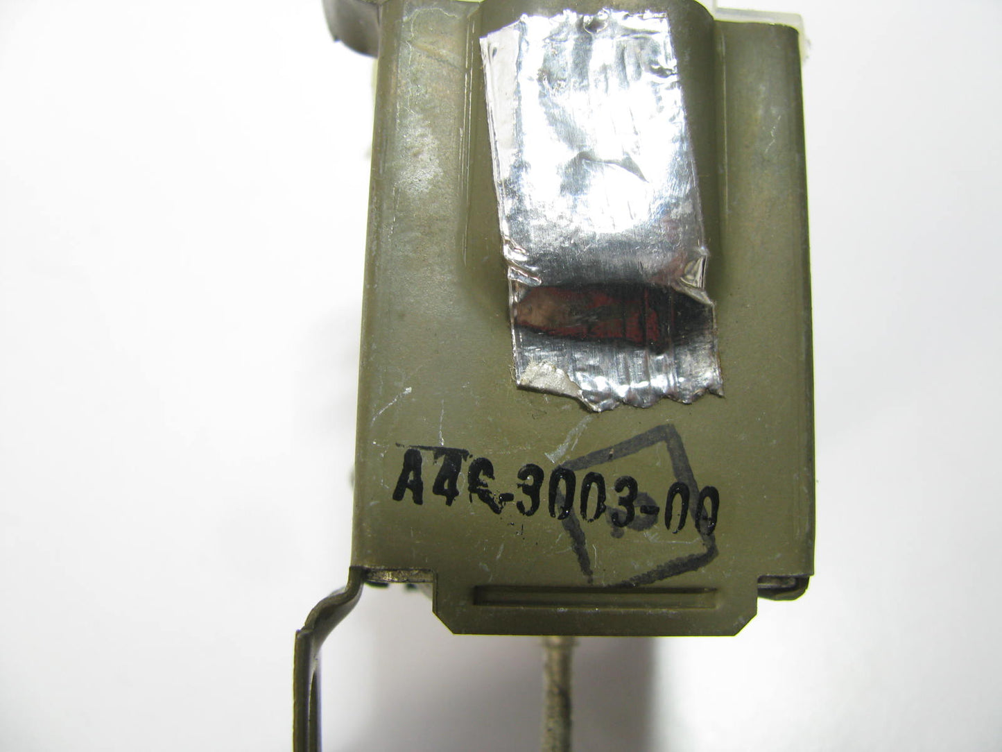 NEW - OUT OF BOX A46-3003-00 HVAC A/C Thermostatic Switch - 9533N400 35720