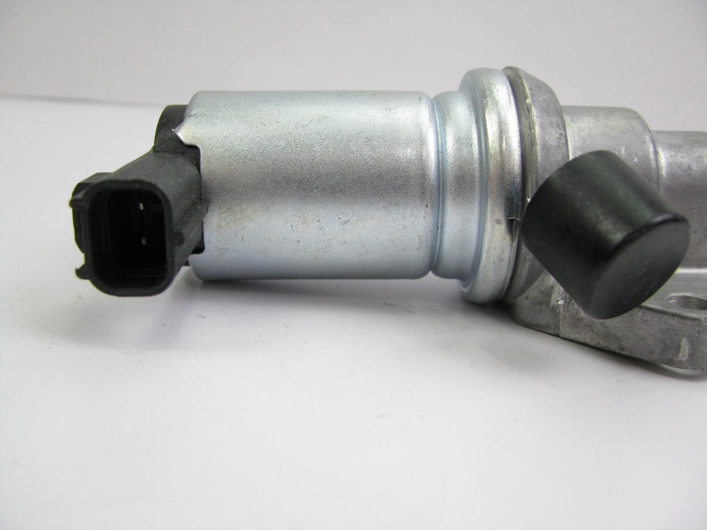 NEW - OUT OF BOX AC251 Idle Air Control Valve IAC 92-93 Escort & Tracer 1.9L-L4