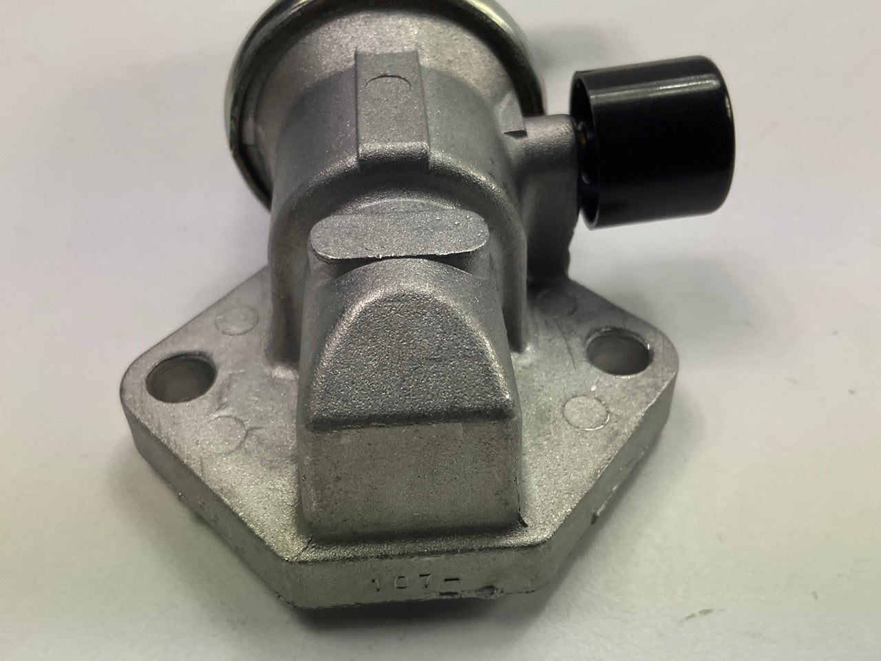 NEW - UNBOXED AESP107-10A Idle Air Control Valve For 1993-95 Ford Aerostar 3.0L