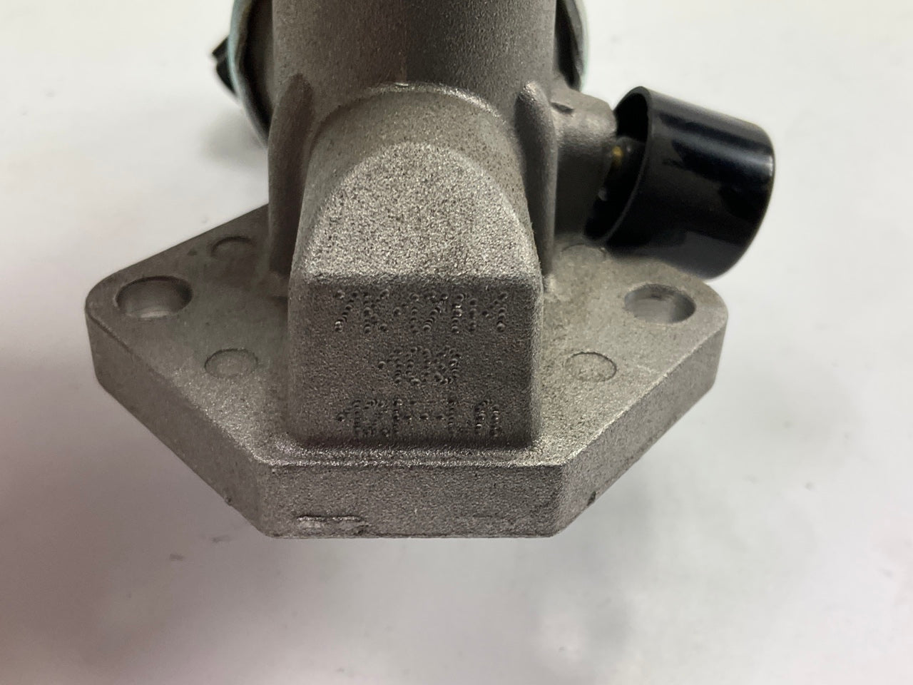 NEW - UNBOXED AESP109-12F Idle Air Control Valve IAC 1997-1998 F250 5.4L-V8