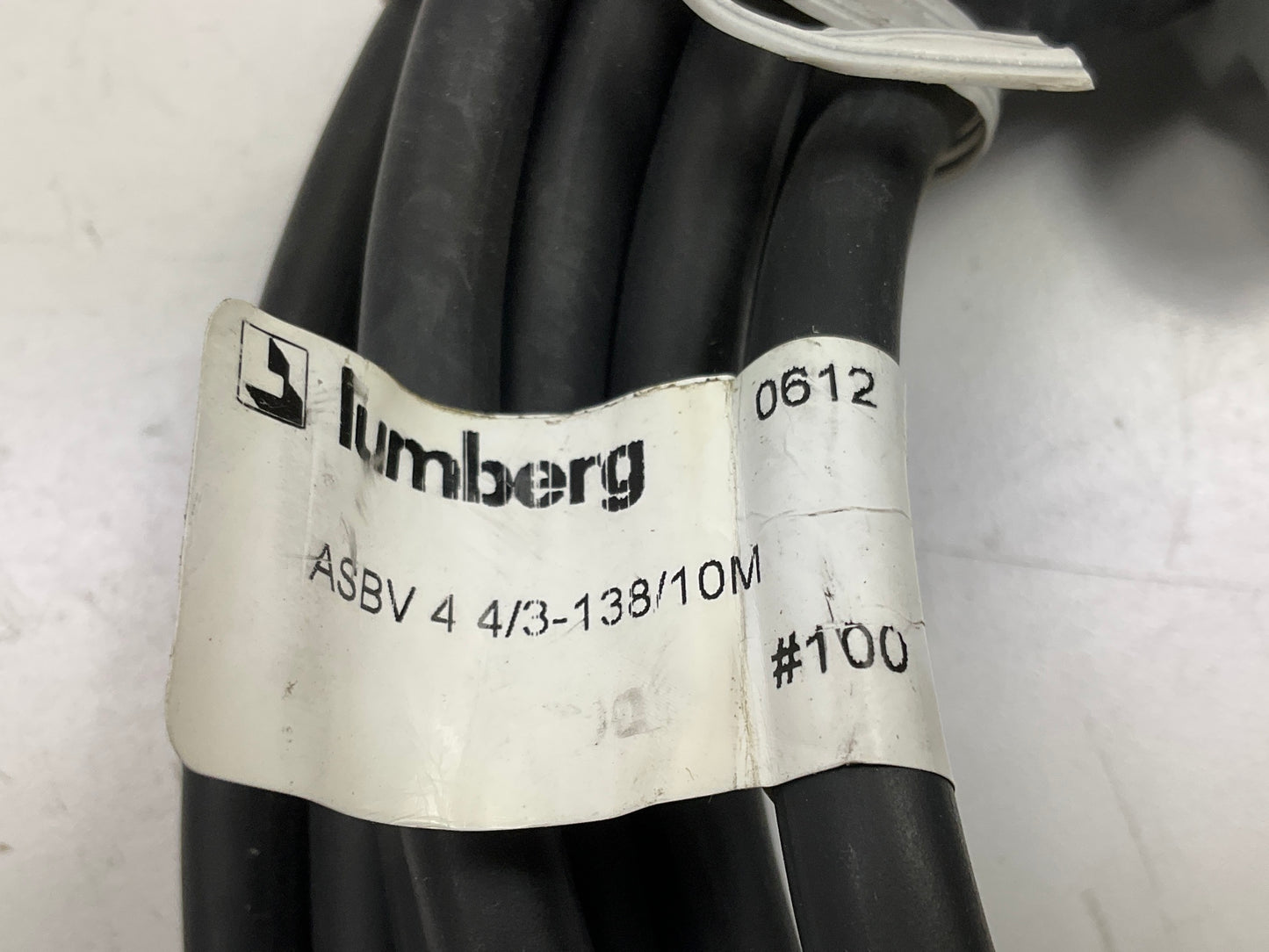 LUMBERG AUTOMATION ASBV44-3-138-10M Distribution Block With Harness 4 Port