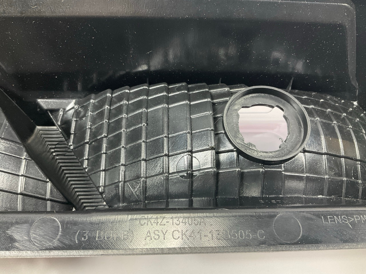 NEW - UNBOXED CK4Z-13405A Rear Left Tail Light Lamp 2015-2018 Transit
