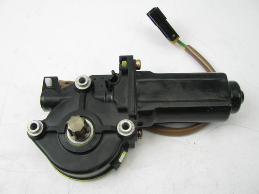 NEW OUT OF BOX CM09014XC-MOTOR Left Driver Side Rear Quarter Glass Window Motor