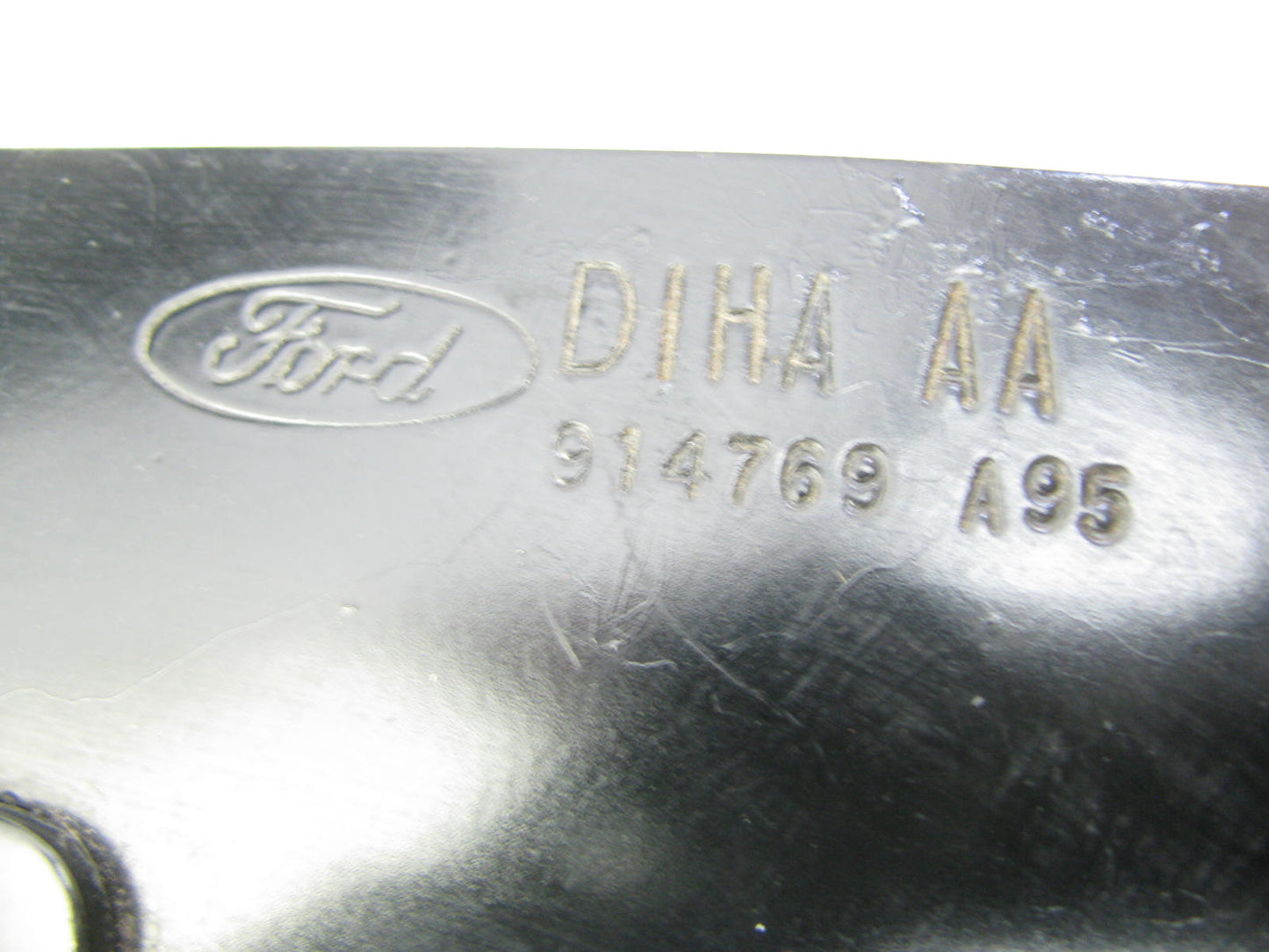NEW - OUT OF BOX - OEM Ford D1HA-AA Cooling Fan Blade