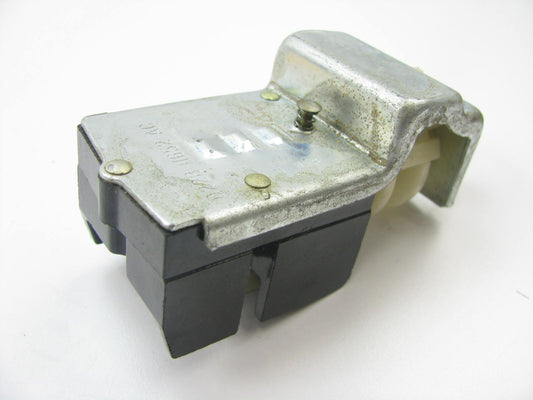 NEW - OUT OF BOX D22B-11652-AC Headlight Switch For 1971-1973 Ford Pinto