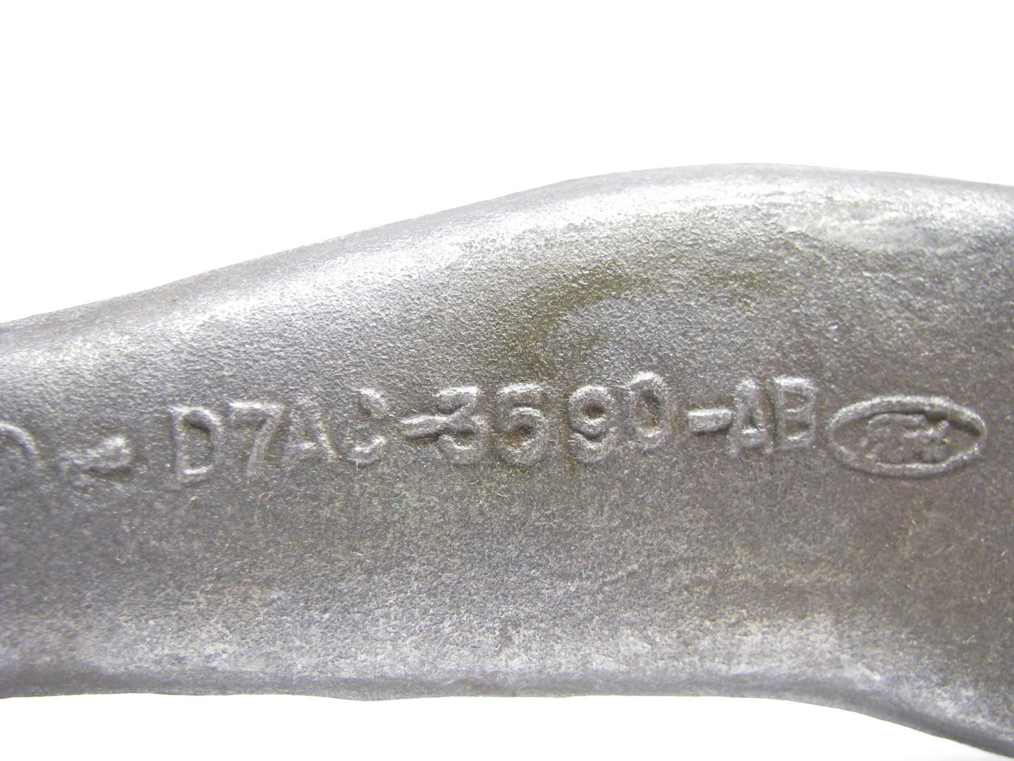 NEW - OUT OF BOX - OEM FORD D7AC-3590-AB Steering Pitman Arm