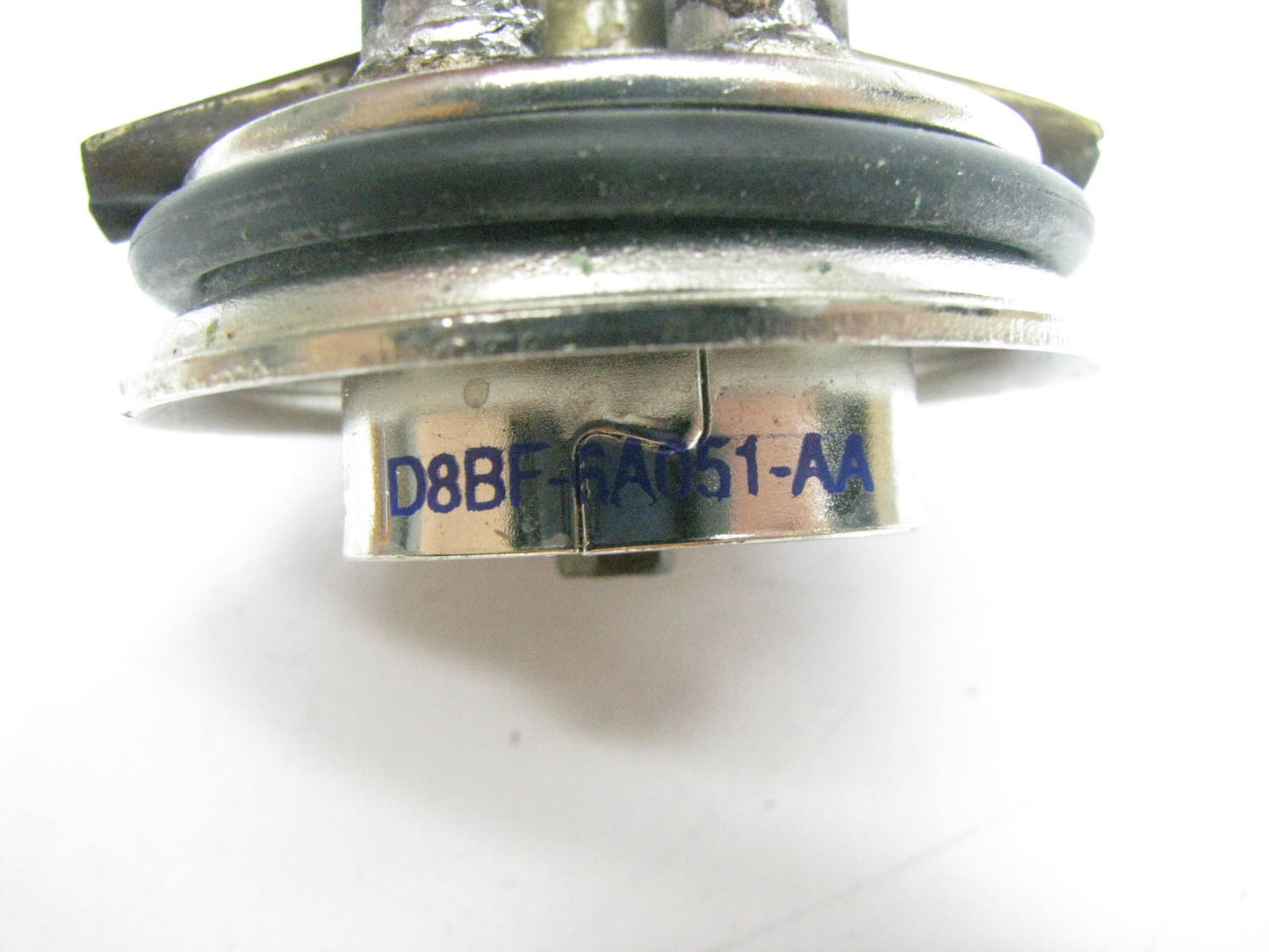 NEW OUT OF BOX OEM D8BF-6A051-AA Engine Block Heater Ford 170 200 250 I6
