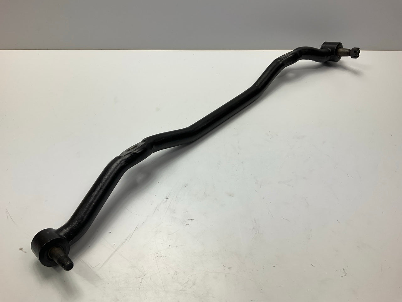 COMES W/O HARDWARE, AS SHOWN, DS808 Steering Center Link
