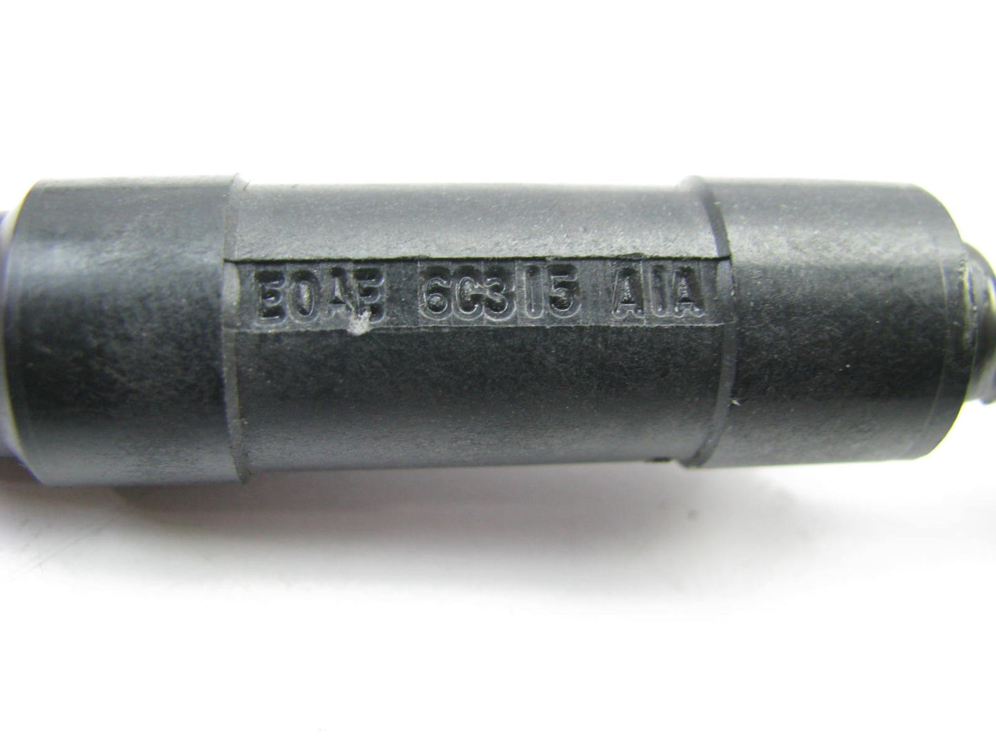 NEW - OUT OF BOX - OEM Ford E0AE-6C315-A1A Engine Crankshaft Position Sensor