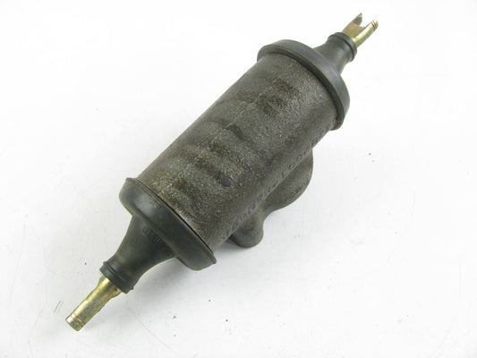 NEW - OUT OF BOX FORD E0HZ-2261-A Rear Drum Brake Wheel Cylinder