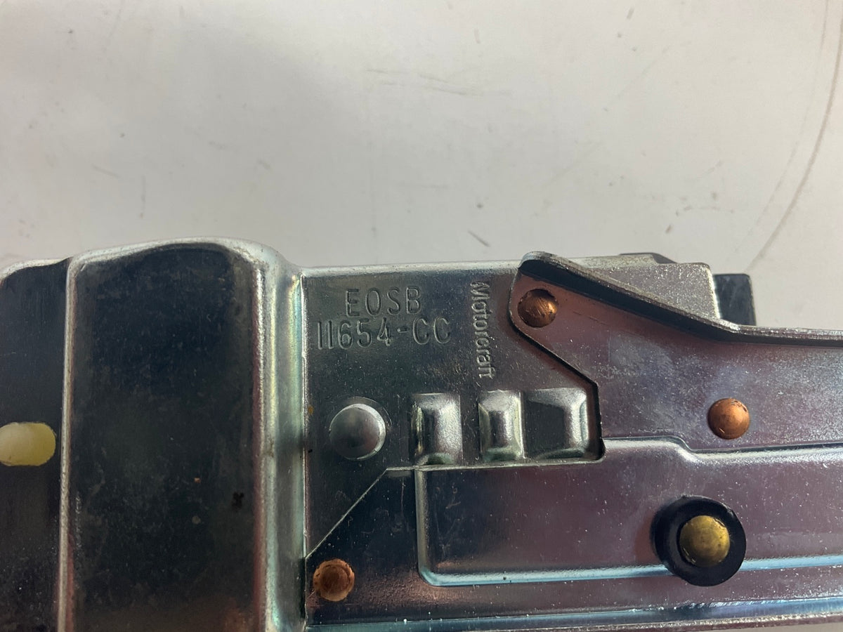 BROKEN CONNECTOR - OUT OF BOX E0SB-11654-CC Headlight Headlamp Switch