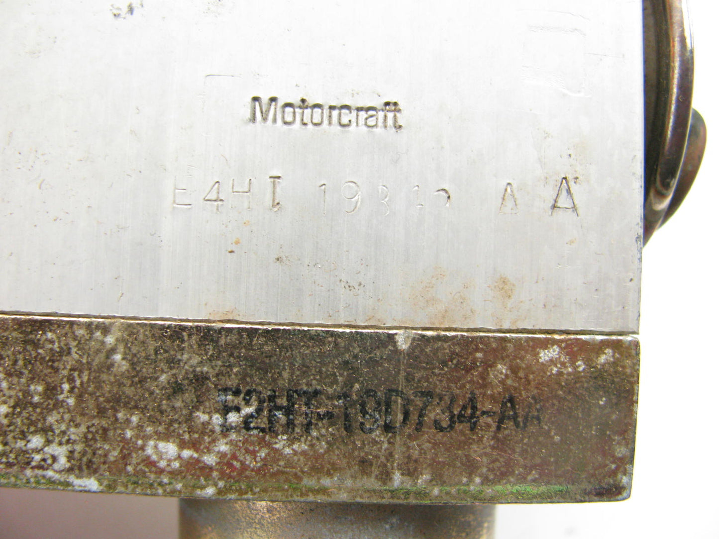NEW UNBOXED OEM Ford E2HT-19D734-AA A/C Expansion Valve