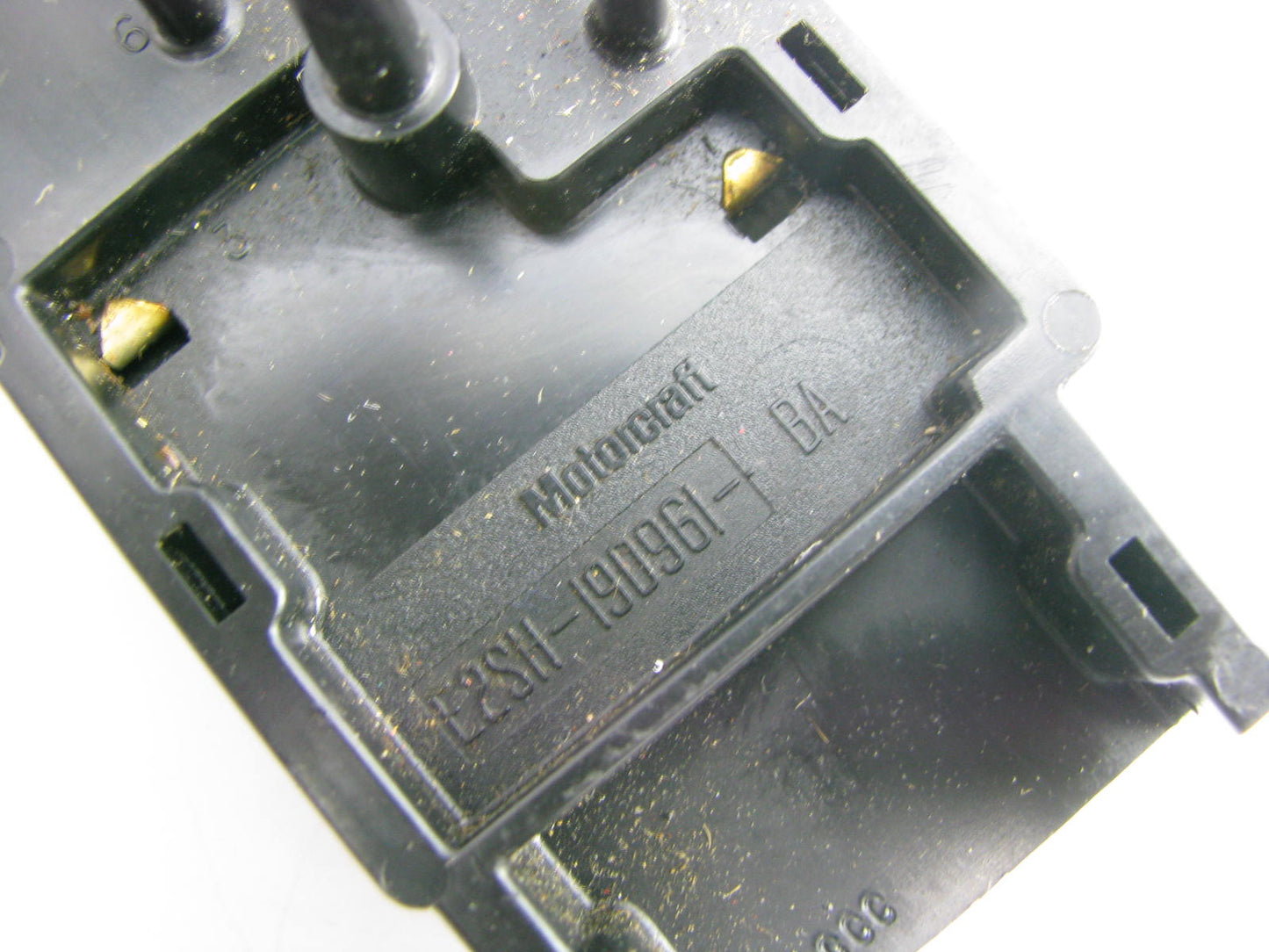 NEW - OUT OF BOX - OEM Ford E2SH-19D961-BA A/C Damper Door Vacuum Control Switch