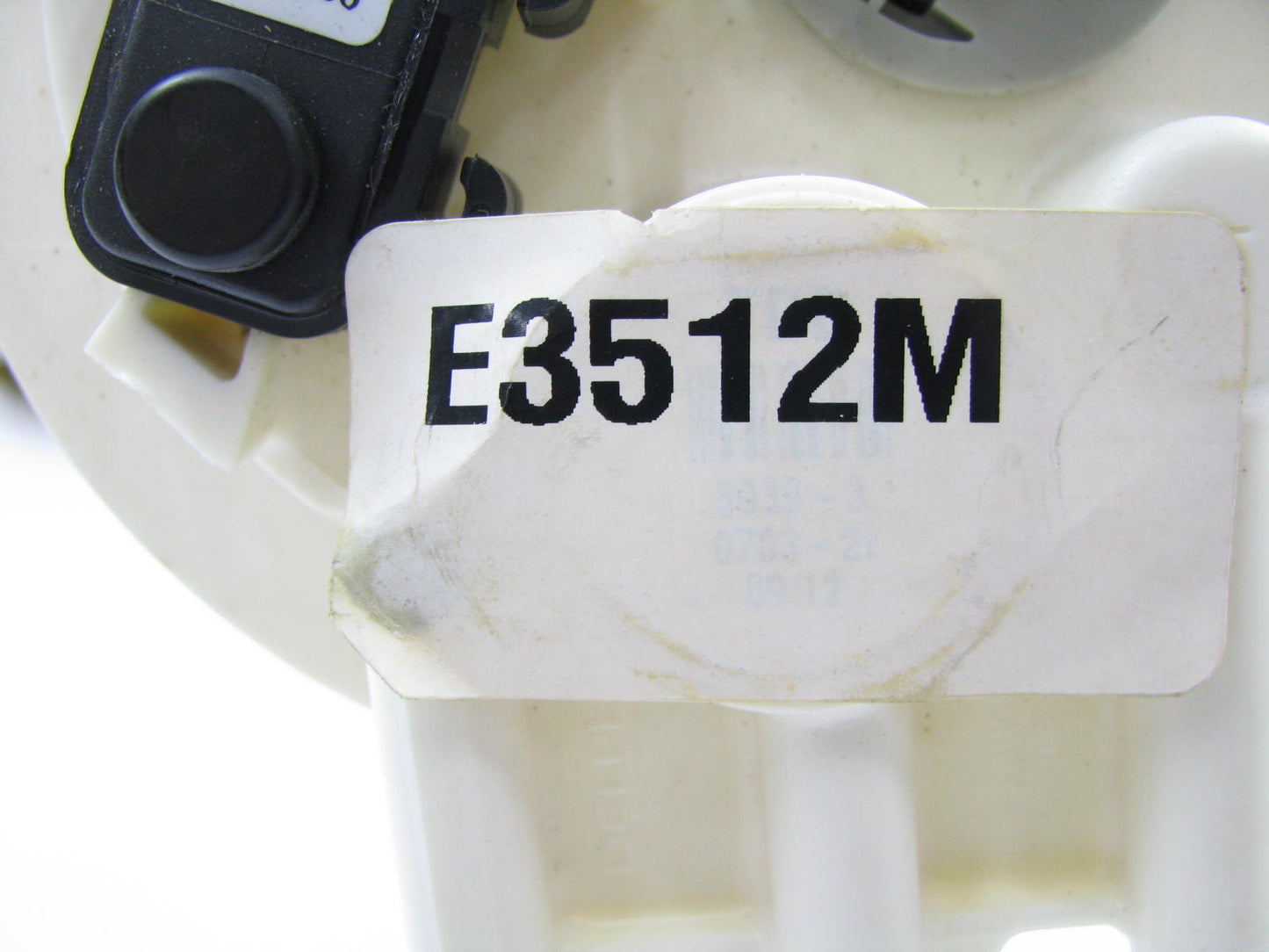 NEW - Out Of Box E3512M Fuel Pump Module Assembly 00-01 Suburban Yukon XL 2500