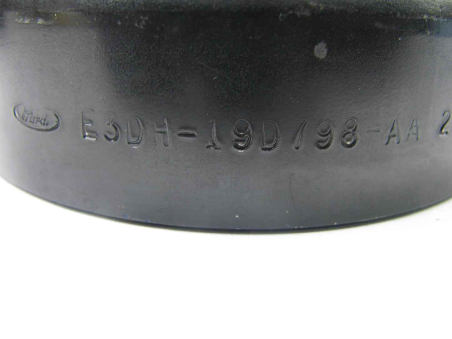 NEW OUT OF BOX OEM Ford E3DH-19D798-AA A/C Compressor Clutch Coil