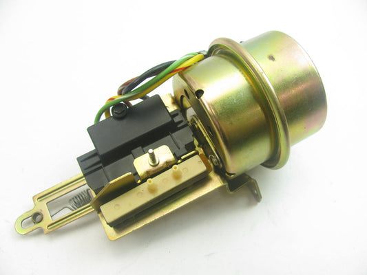 NEW - Out Of Box E4VY-19D669-A Automatic Temperature Control Switch Servo YH-424