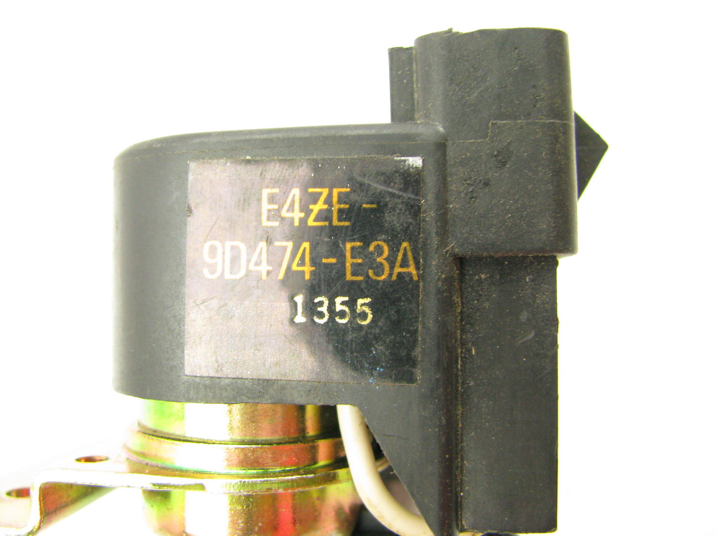 NEW - OUT OF BOX - OEM Ford E4ZE-9D474-E3A EGR Vacuum Valve Solenoid 5.0L 302 V8