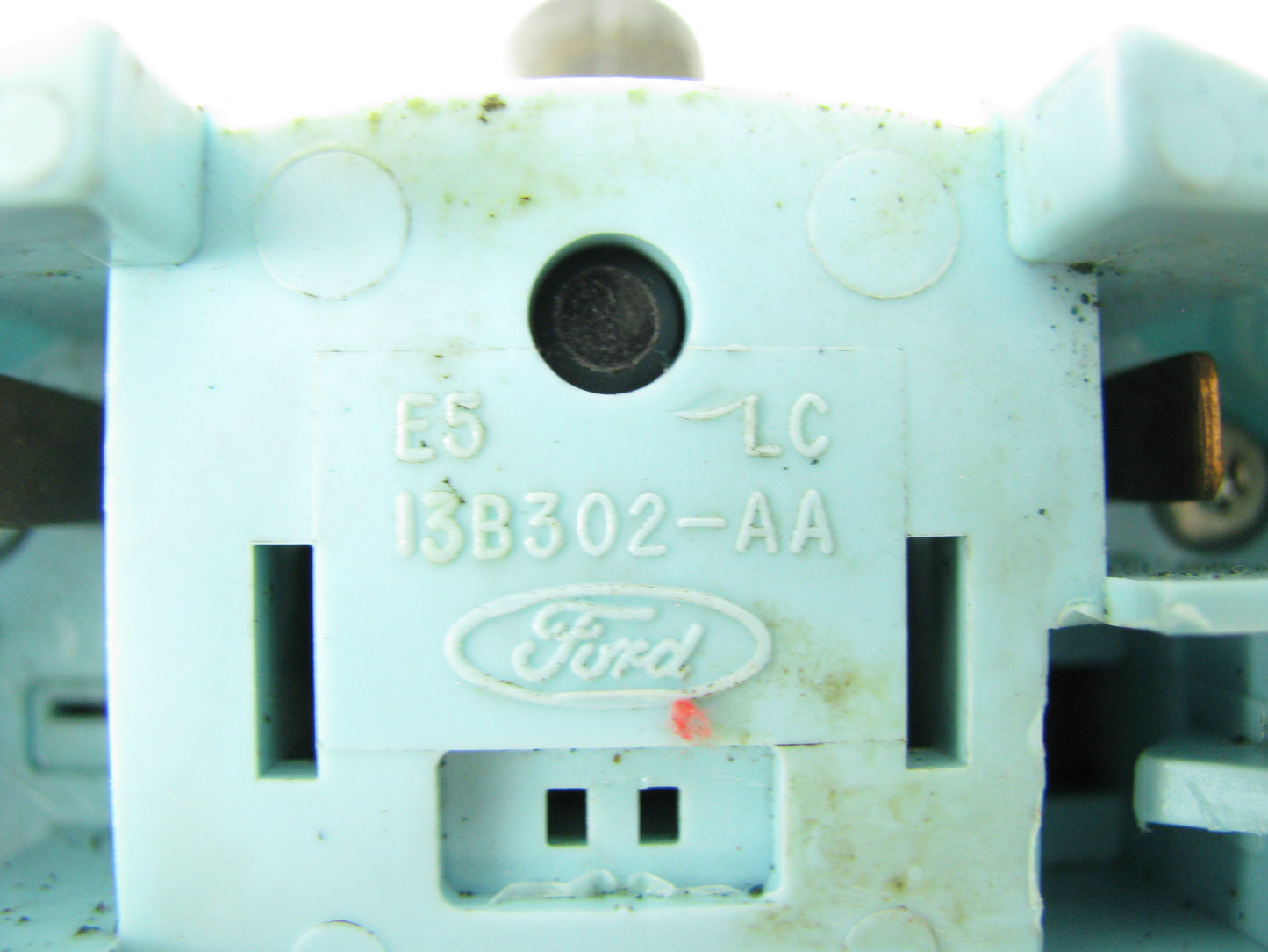 NEW - OUT OF BOX - OEM FORD E5LC-13B302-AA Turn Signal Switch - 1S4868 UDS461