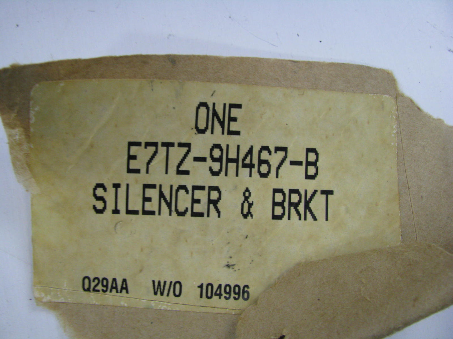 NEW - OUT OF BOX - OEM FORD E7TZ-9H467-B Exhaust Air Supply Silencer