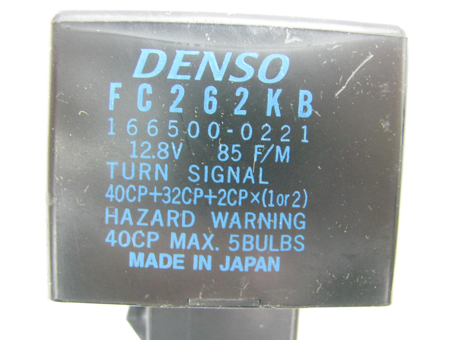 NEW - UNBOXED DENSO E80B-13350-AA Turn Signal Flasher - E8OY-13350-A SF585