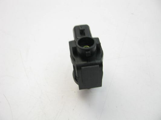 NEW - Out Of Box E8AE-9H465-BA Vacuum Solenoid Valve / Locking Hub Solenoid