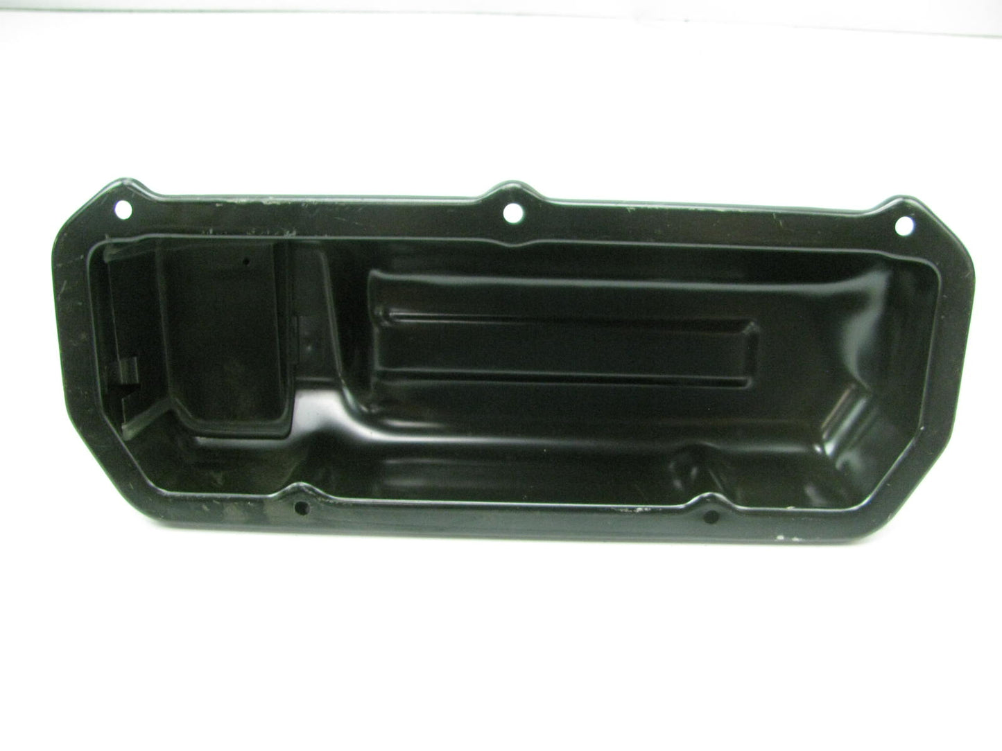 NEW - OUT OF BOX FORD E8DZ-6582-B Left Engine Valve Cover 1988 3.8L-V6