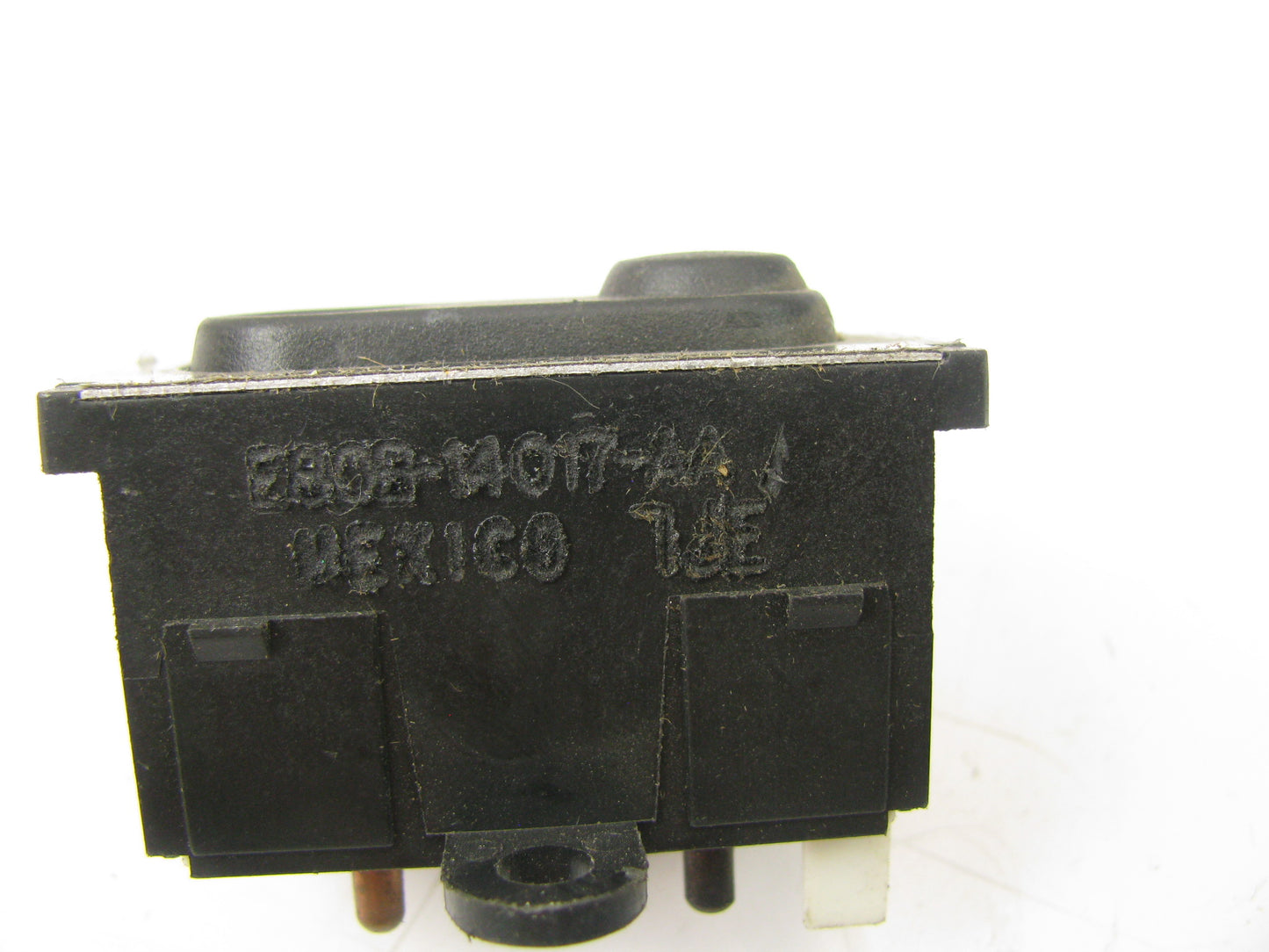 NEW - OUT OF BOX OEM Ford E8OB-14017-AA Power Door Lock Switch 88-94 CONTINENTAL