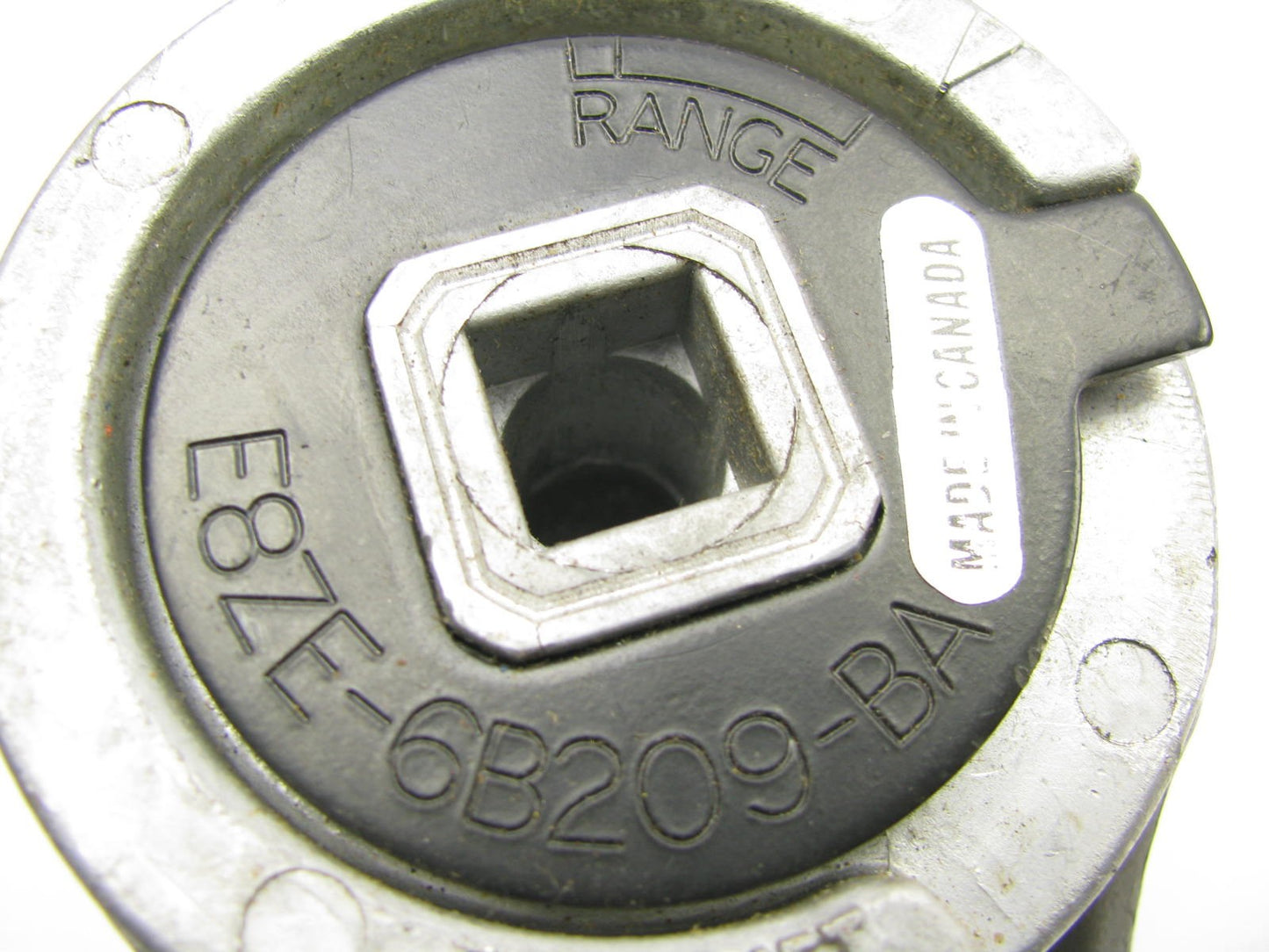 NEW - OUT OIF BOX E8ZE-6B209-BA Engine Belt Tensioner Assembly 1981-92 4.2L 5.0L
