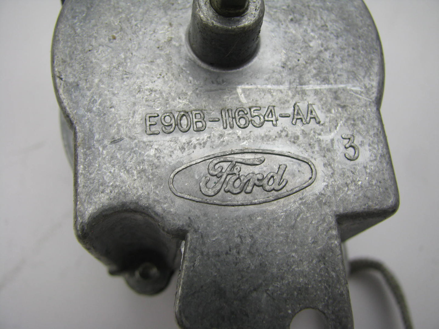 NEW - Out Of Box E9OB-11654-AA Headlight Switch 89-94 Continental 90-92 Mark VII