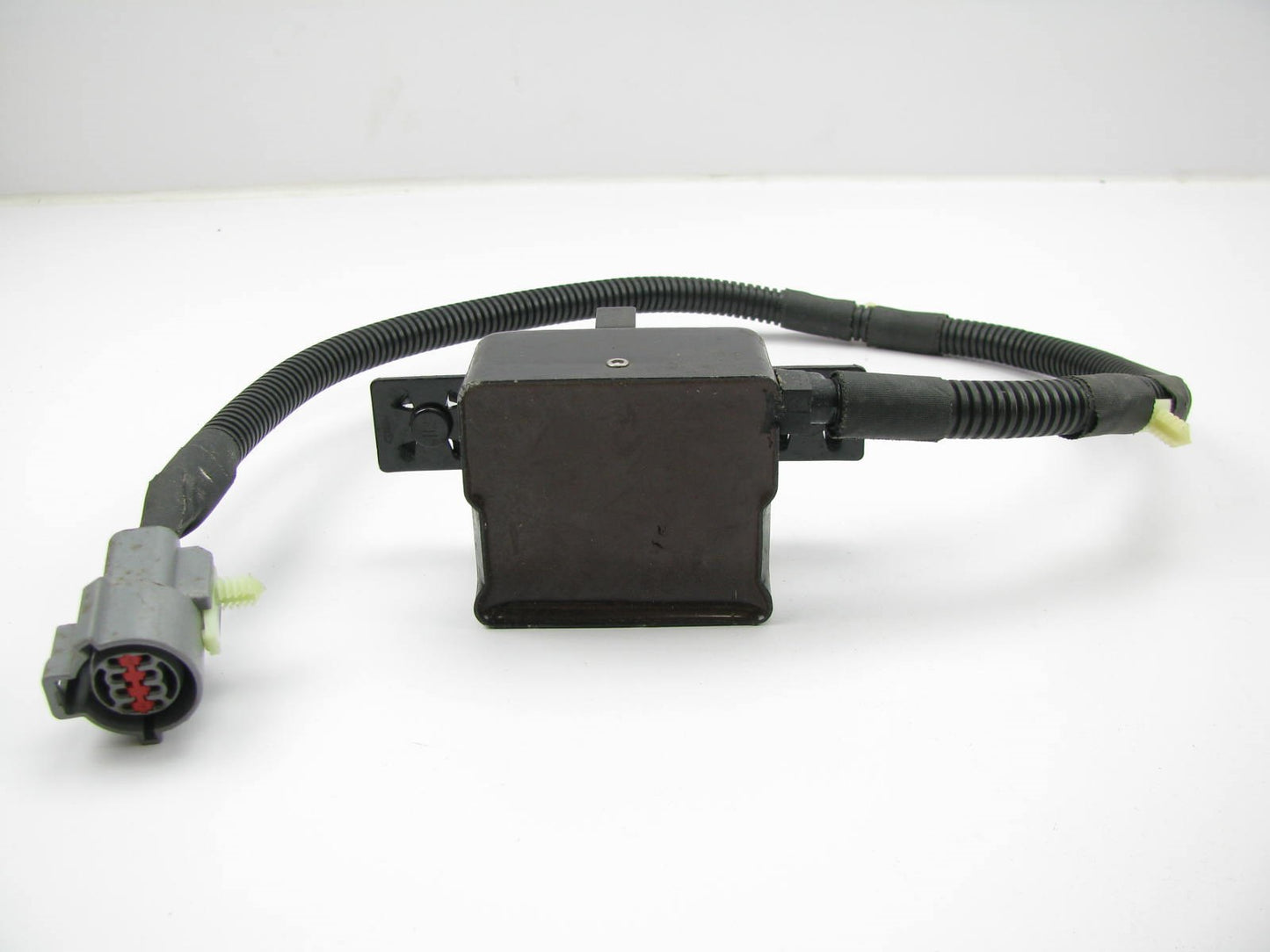 NEW OUT OF BOX Ford E9OB-14B006-CA Center SRS Crash Sensor 89-90 Continental