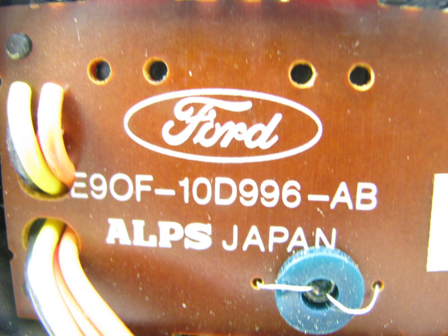 NEW - OUT OF BOX FORD E9OF-10D996-AB Dash Indicator Switch 1989-94 Continental
