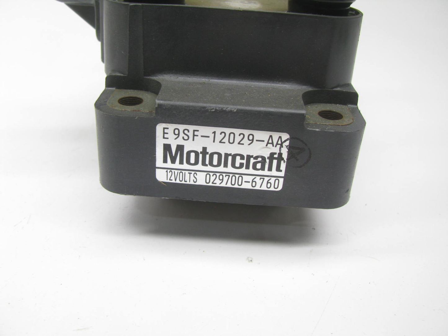 NEW - OUT OF BOX - OEM FORD E9SF-12029-AA Ignition Coil