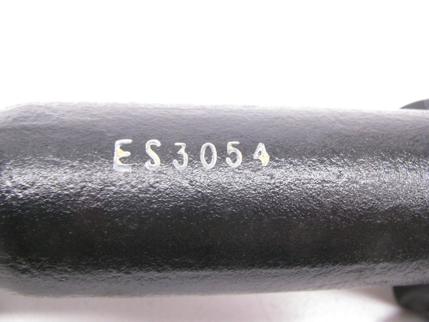 NEW - OUT OF BOX ES3054 Steering Tie Rod End For Navistar Replaces 581064C91