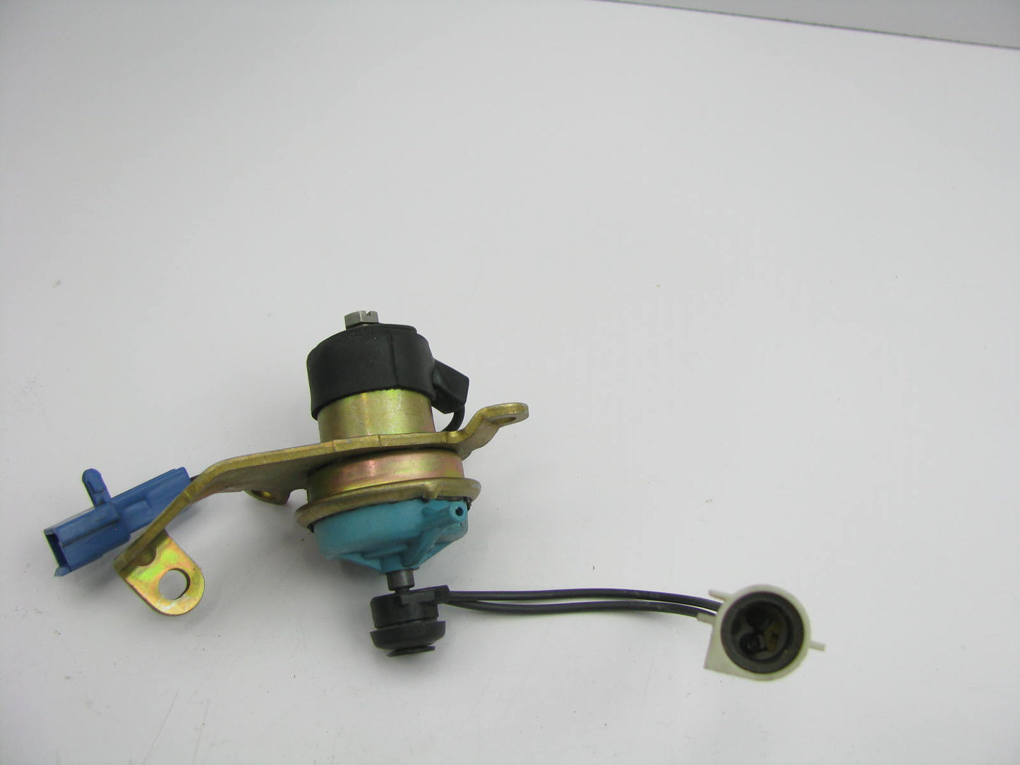 NEW OUT OF BOX ES67 Carburetor Idle Stop Solenoid - 1980-1982 Ford, Mercury 2.3L