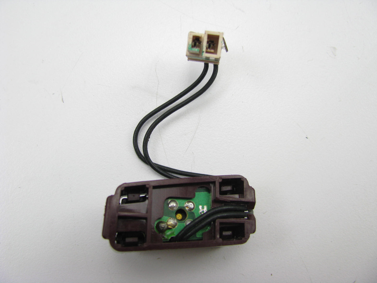 NEW - OUT OF BOX FORD F0AZ-13A805-A-MAROON Right Horn Switch