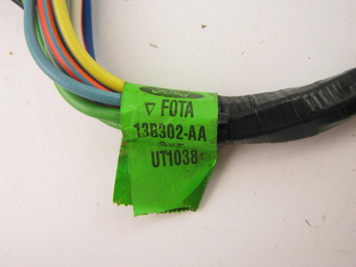 NEW - OUT OF BOX OEM Ford F0TA-13B302-AA Turn Signal Switch - WITHOUT TILT WHEEL