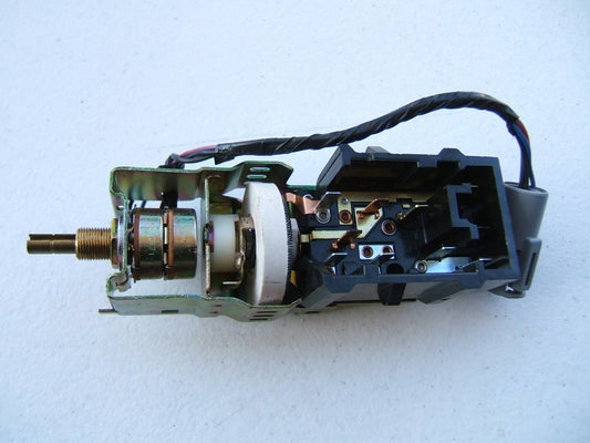 NEW - Out Of Box F0VB-11654-BC Headlight Lamp Switch 1990-1992 Lincoln Town Car