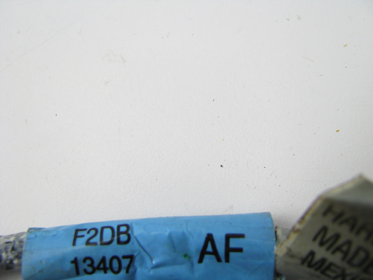NEW - OUT OF BOX FORD F2DB-13407-AF Rear Tail Lamp Socket & Wire 1992-95 Taurus